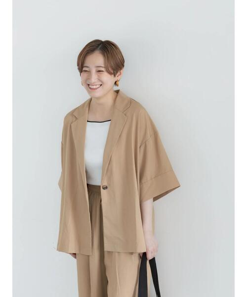 Te chichi(テチチ)の「【接触冷感】レーヨンリネンジャケット(セットアップ可)(ノーカラージャケット・レディース・ベージュ/チャコールグレー/カーキ・F)」の12枚目の写真