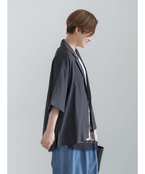 Te chichi(テチチ)の「【接触冷感】レーヨンリネンジャケット(セットアップ可)(ノーカラージャケット・レディース・ベージュ/チャコールグレー/カーキ・F)」の19枚目の写真