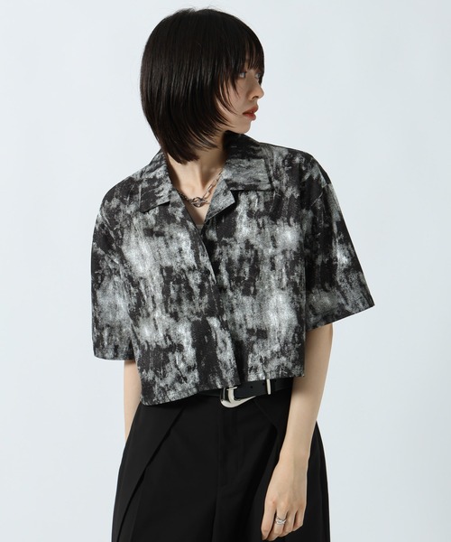 PAGEBOY(ページボーイ)の「ガラアソートショートカイキンシャツ(シャツ/ブラウス・レディース・レオパード/ブラック系その他/ドット・FREE)」の6枚目の写真