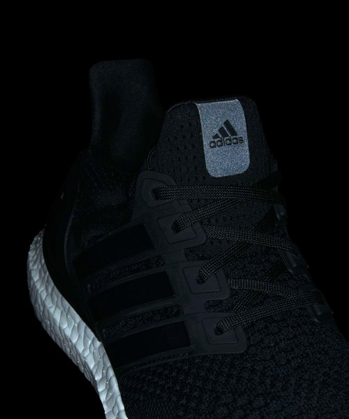 adidas(アディダス)の「ウルトラブースト 1.0 / Ultraboost 1.0 / アディダス adidas(スニーカー・メンズ・ブラック×ホワイト・24.5cm/25.0cm/25.5cm/26.0cm/26.5cm/27.0cm/27.5cm/28.0cm/28.5cm/29.0cm)」の10枚目の写真