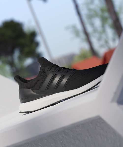 adidas(アディダス)の「ウルトラブースト 1.0 / Ultraboost 1.0 / アディダス adidas(スニーカー・メンズ・ブラック×ホワイト・24.5cm/25.0cm/25.5cm/26.0cm/26.5cm/27.0cm/27.5cm/28.0cm/28.5cm/29.0cm)」の11枚目の写真