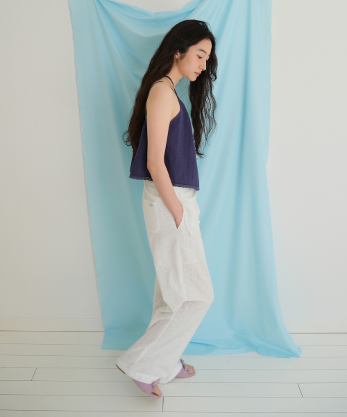 MOUI(モウイ)の「Light eyelet banding pants (O/WHITE)(その他パンツ・レディース・その他・FREE)」の3枚目の写真
