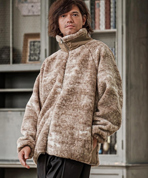 CAMBIO(カンビオ)の「mj11825- Tie Dye Boa Fleece Zip Jacket ボアフリースジップジャケット(CMP-262-004)(その他アウター・メンズ・ブラック/パープル/ブラウン・S/M/L)」の2枚目の写真