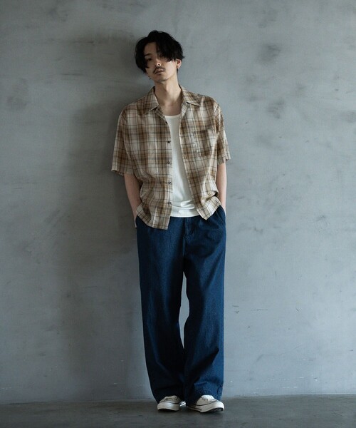 RATTLE TRAP（ラトルトラップ）の「8.5ozデニムツータックワイドスラックス（その他パンツ・メンズ・ネイビー・M）」の4枚目の写真
