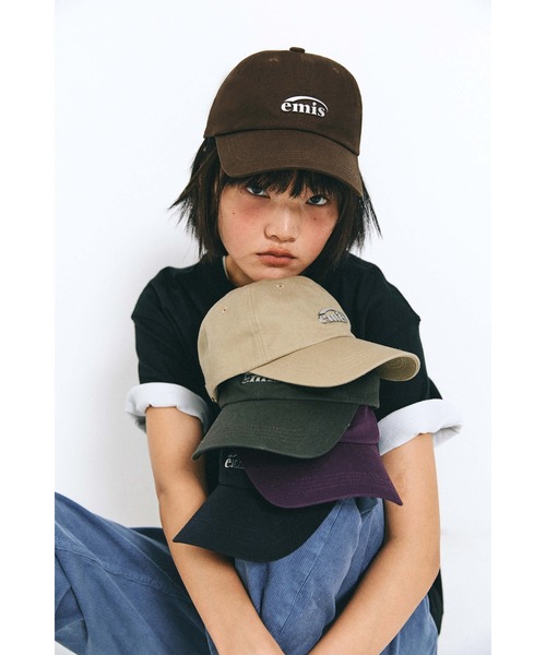 EMIS（イミス）の「METAL LOGO BALL CAP（キャップ・レディース・ブラウン/パープル/グレー/ベージュ/ネイビー・FREE）」の3枚目の写真