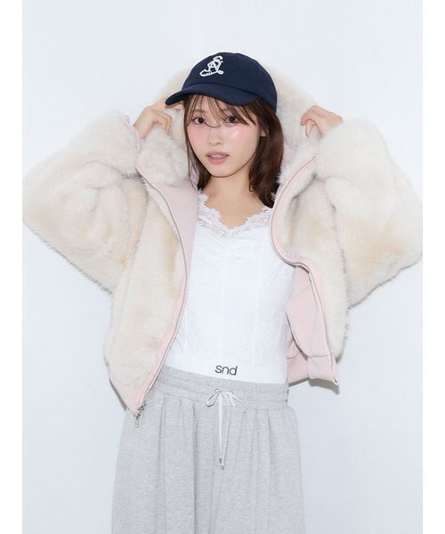 SNIDEL(スナイデル)の「カットレースTOPS(Tシャツ/カットソー・レディース・ブラック/ライトブルー/ホワイト・F)」の2枚目の写真