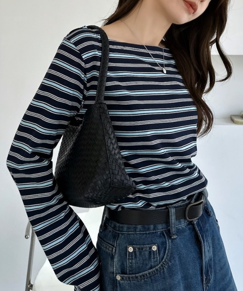 TREOVER(トレオーバー)の「着こなしを自由に楽しめるマルチウェイオフショルトップス(Tシャツ/カットソー・レディース・グレー系その他/ネイビー系/オフホワイト/ブラック/ホワイト系その他/ベージュ系その他・FREE)」の10枚目の写真