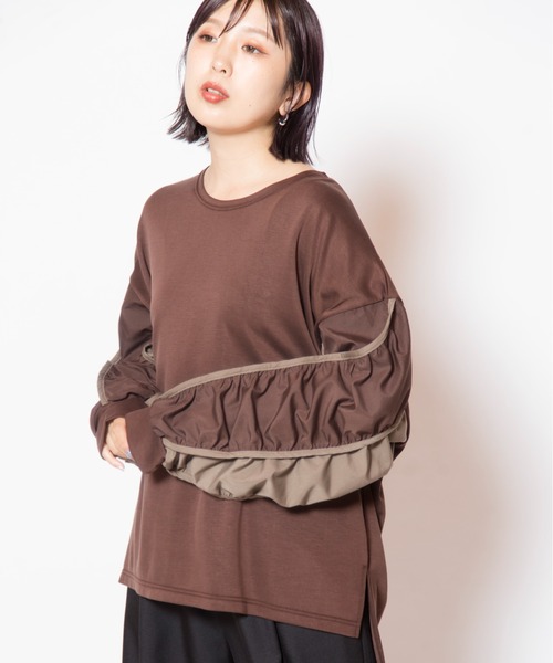 OSMOSIS(オズモーシス)の「ギャザースリーブプルオーバー(Tシャツ/カットソー・レディース・グレー/ブラウン/ブラック・ONE SIZE)」の1枚目の写真