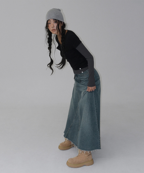 TWEE(トゥウィー)の「KINTO マキシデニムロングスカート(スカート・レディース・ブルー・SMALL/MEDIUM/LARGE)」の2枚目の写真