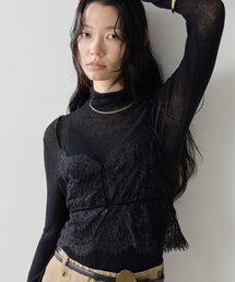レースビスチェ