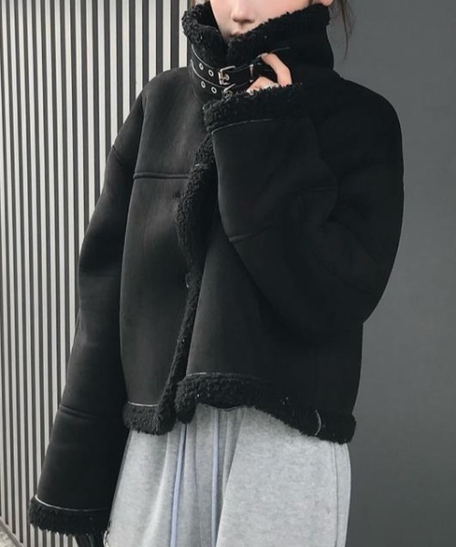semplice(センプリチェ)の「ショートコート【韓国ファッション】(その他アウター・レディース・ブラック/ブラウン・F)」の11枚目の写真