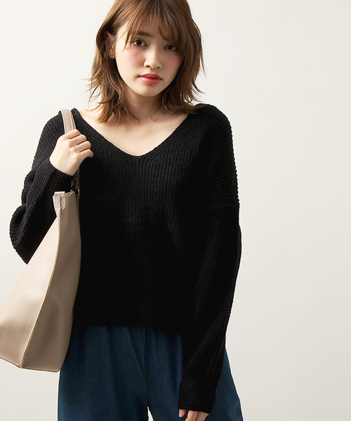 WEGO（ウィゴー）の「WEGO/Vネッククロップドニット（ニット/セーター・レディース・オフホワイト/ライトピンク/ブラック・FREE）」の3枚目の写真