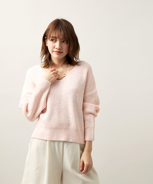 WEGO（ウィゴー）の「WEGO/Vネッククロップドニット（ニット/セーター・レディース・オフホワイト/ライトピンク/ブラック・FREE）」の16枚目の写真