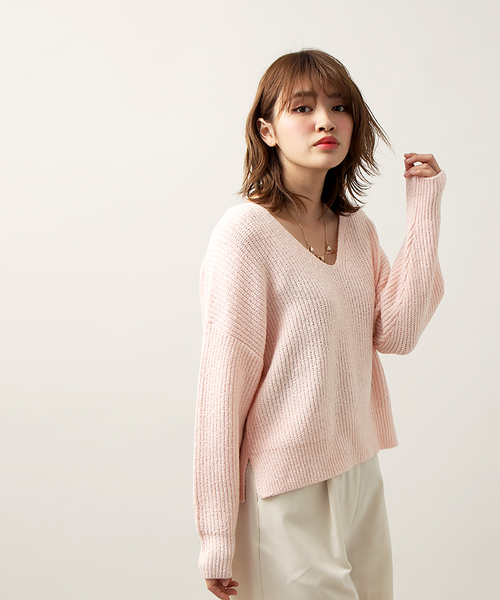 WEGO（ウィゴー）の「WEGO/Vネッククロップドニット（ニット/セーター・レディース・オフホワイト/ライトピンク/ブラック・FREE）」の17枚目の写真