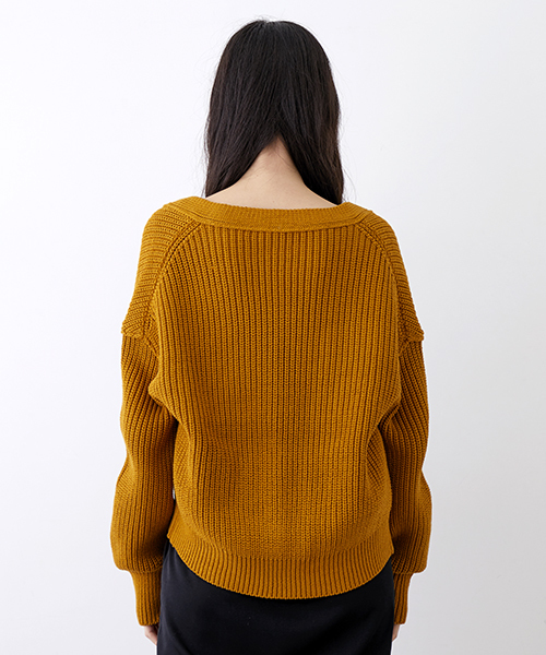 UNITED TOKYO（ユナイテッドトウキョウ）の「カタアゼエフォートカーディガン（カーディガン/ボレロ・レディース・ブラック/レッド/マスタード・1）」の6枚目の写真