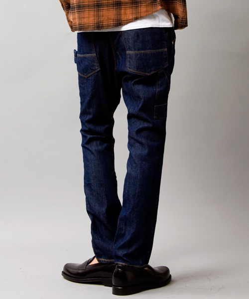 BEAUTY&YOUTH UNITED ARROWS（ビューティーアンドユースユナイテッドアローズ）の「by ∴ デニム ペインター テーパードパンツ◆（デニムパンツ・メンズ・ネイビー・SMALL/MEDIUM/LARGE/X-LARGE）」の4枚目の写真