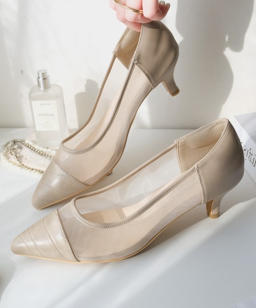 AmiAmi(アミアミ)の「走れるパンプス/美脚ポインテッドトゥ5㎝ヒールパンプス(パンプス・レディース・ブラック/ピンク/ブラック系その他2/ベージュ系その他/ブラック系その他/グレイッシュベージュ/グレー/ベージュ/ブルー/ベージュ系その他3/ピンク系その他/グリーン/ワイン/グレー系その他/レオパード/ブラウン/ネイビー/ベージュ系その他2/オリーブ/ブラック系その他3/パイソン/グリーン系その他/グレイッシュブルー/オレンジ系その他/ベージュ系その他4/グレー系その他2/ライトグレー/グレー系その他3/アイボリー/ブラック系その他4/ブラウン系その他/キャメル/カーキ/イエロー系その他/シルバー/ミント/ベージュ系その他5/ブラウン系その他2/ベージュ系その他6/パープル系その他/ベージュ系その他7/ブラック系その他5/ブラウン系その他3/ホワイト系その他/ゼブラ/パープル/ダークベージュ/イエロー系その他2/ライトグリーン/ホワイト系その他2/ブラック系その他6/チャコール/ブラウン系その他4/ブラック系その他7/ブロンズ/ブルー系その他/その他/オレンジ/ホワイト系その他3/ライトベージュ/モカ/パープル系その他2/バーガンディー/その他1/グレー系その他4/ドット/ライトブルー・37/40/39/38/35/36/34)」の3枚目の写真