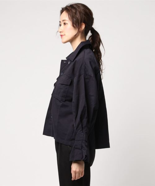 MERLOT（メルロー）の「袖ベルトミリタリージャケット687-8527（ミリタリージャケット・レディース・ベージュ/ネイビー/カーキ・FREE）」の6枚目の写真