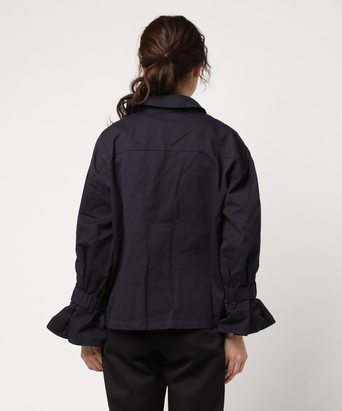 MERLOT（メルロー）の「袖ベルトミリタリージャケット687-8527（ミリタリージャケット・レディース・ベージュ/ネイビー/カーキ・FREE）」の5枚目の写真