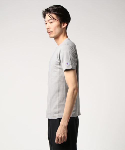 Champion(チャンピオン)の「【Champion/チャンピオン】メンズ リバースウィーブ Tシャツ(Tシャツ/カットソー・メンズ・モカ/ラベンダー/ミント/グレー×サックスブルー・LARGE/MEDIUM/X-LARGE/SMALL)」の5枚目の写真