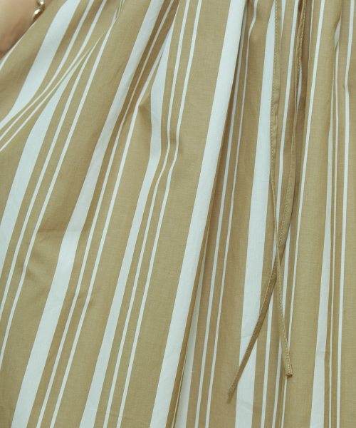 Abahouse Devinette（ドゥヴィネット）の「フロントギャザータックスカート（スカート・レディース・ブラック/ベージュ・フリー）」の8枚目の写真