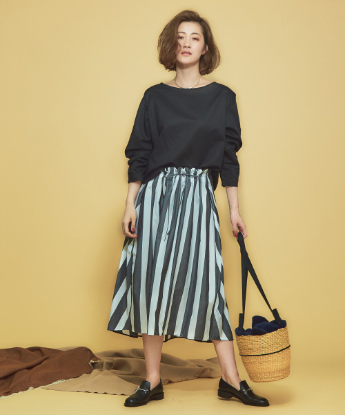 Abahouse Devinette（ドゥヴィネット）の「フロントギャザータックスカート（スカート・レディース・ブラック/ベージュ・フリー）」の12枚目の写真