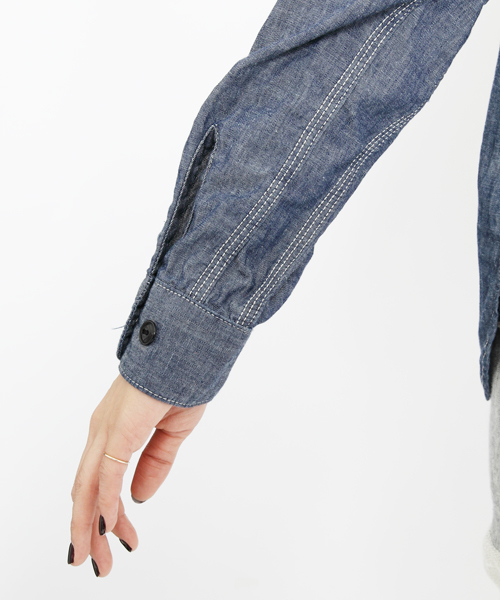 SILAS(サイラス)の「CHAMBREY L/S WORK SHIRT(シャツ/ブラウス・レディース・インディゴブルー・SMALL/MEDIUM)」の3枚目の写真