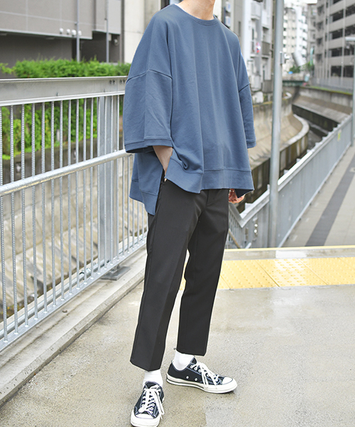 kutir（クティール）の「【ビッグシルエット】裏毛ハーフスリーブプルオーバー（Tシャツ/カットソー・メンズ・チャコールグレー/ブラック/ライトブルー/ベージュ・LARGE/MEDIUM）」の16枚目の写真