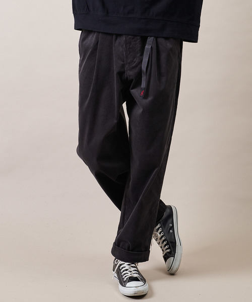 Gramicci（グラミチ）の「20AW【GRAMICCI/グラミチ】CORDUROY TUCK TAPERED PANTS（その他パンツ・メンズ・チャコールグレー/ブラック/キャメル/ベージュ/ネイビー/オリーブ/ブラウン・SMALL/MEDIUM/LARGE/X-LARGE）」の4枚目の写真