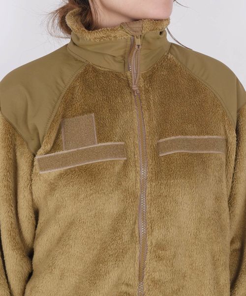 ROTHCO(ロスコ)の「ROTHCO:GENTIONⅢ ECWCSフリースジャケット(ブルゾン・レディース・ブラック/ベージュ・ONE SIZE)」の9枚目の写真