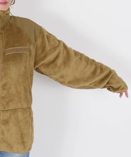 ROTHCO(ロスコ)の「ROTHCO:GENTIONⅢ ECWCSフリースジャケット(ブルゾン・レディース・ブラック/ベージュ・ONE SIZE)」の8枚目の写真