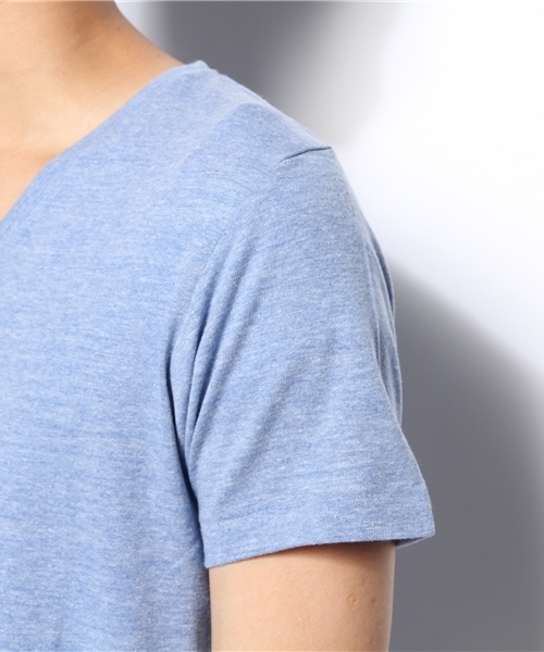 WEGO（ウィゴー）の「WEGO/VネックTシャツ（Tシャツ/カットソー・メンズ・ブルー/ピンク・MEDIUM/SMALL）」の4枚目の写真