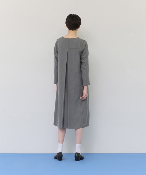 ストレートシルエットワンピース ワンピース Conges Conges Payes Adieu Adieu Tristesse コンジェ ペイエ ペイエ アデュートリステス のファッション