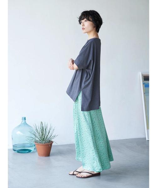 AMERICAN HOLIC（アメリカンホリック）の「サテンギャザーフレアスカート（スカート・レディース・その他9/ブルー系その他3/マルチ・M/L）」の22枚目の写真