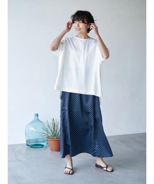 AMERICAN HOLIC（アメリカンホリック）の「サテンギャザーフレアスカート（スカート・レディース・その他9/ブルー系その他3/マルチ・M/L）」の14枚目の写真