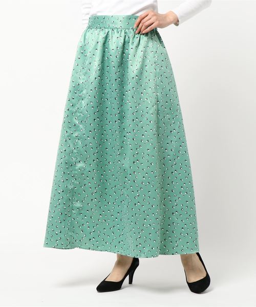 AMERICAN HOLIC（アメリカンホリック）の「サテンギャザーフレアスカート（スカート・レディース・その他9/ブルー系その他3/マルチ・M/L）」の6枚目の写真