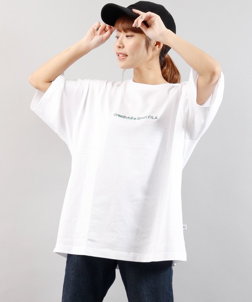 FILA HERITAGE（フィラヘリテージ）の「FILA heritage  韓国風 ブランドロゴプリント ビッグシルエット 半袖Tシャツ（Tシャツ/カットソー・メンズ・ホワイト/ブラック/ネイビー/レッド/イエロー/ブルー/グリーン/ホワイト系その他/ブルー系その他/ホワイト系その他2/ブルー系その他2/ブルー系その他3・M/L/XL）」の3枚目の写真