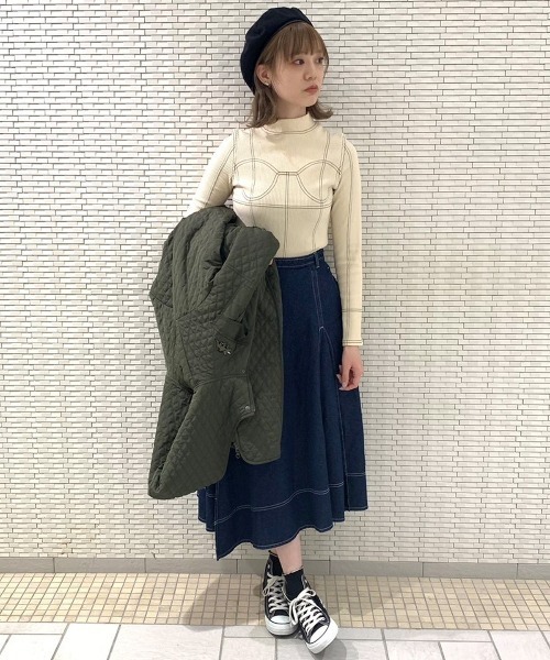 Candy Stripper（キャンディストリッパー）の「BICOLOR STITCH RIB トップス（Tシャツ/カットソー・レディース・ブラック/アイボリー/ブルー・2）」の10枚目の写真