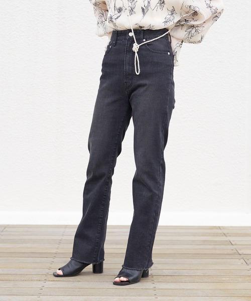 ストレートカラーデニム デニムパンツ Who S Who Chico フーズフーチコ のファッション通販 Zozotown