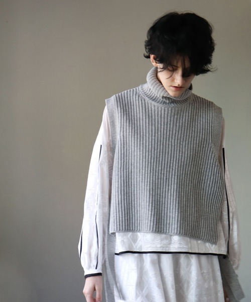 DRESSLAVE（ドレスレイブ）の「cotton wool turtle vest(コットン 