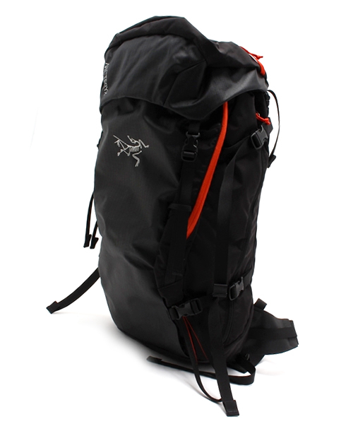 ARC'TERYX(アークテリクス)の「ARC'TERYX / KHAMSKI38(バックパック/リュック・メンズ・ブラック・37-46リッター)」の16枚目の写真