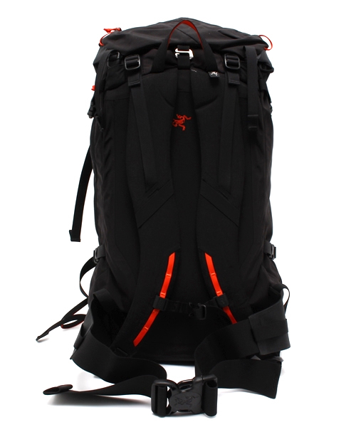 ARC'TERYX(アークテリクス)の「ARC'TERYX / KHAMSKI38(バックパック/リュック・メンズ・ブラック・37-46リッター)」の17枚目の写真