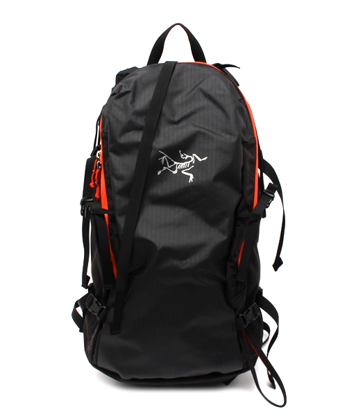 ARC'TERYX(アークテリクス)の「ARC'TERYX / KHAMSKI38(バックパック/リュック・メンズ・ブラック・37-46リッター)」の15枚目の写真
