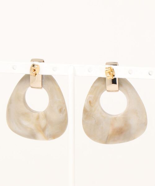 ap retro（アプレトロ）の「三角マーブルピアス【ZOZO限定アイテム】（ピアス（両耳用）・レディース・ブラウン/グレー/グリーン・FREE）」の6枚目の写真