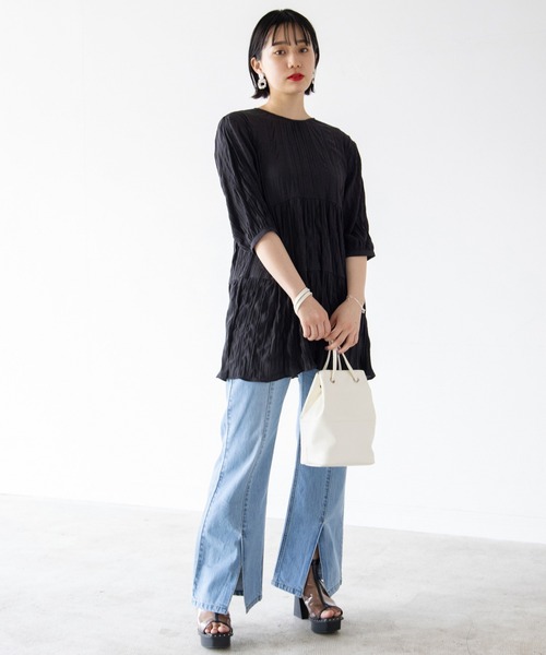 PAGEBOY(ページボーイ)の「バックリボンティアードブラウス(シャツ/ブラウス・レディース・オフホワイト/ブラック/グレイッシュベージュ・FREE)」の12枚目の写真