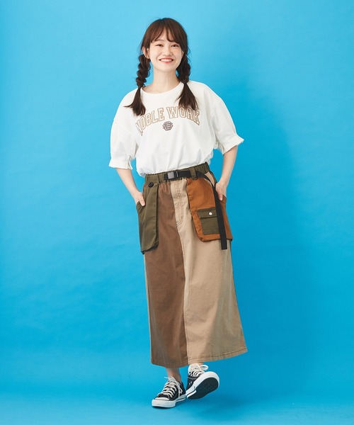 CUBE SUGAR（キューブシュガー）の「OE天竺 パウダー加工 袖タック Tシャツ（Tシャツ/カットソー・レディース・チャコールグレー/ホワイト/レッド・M）」の6枚目の写真