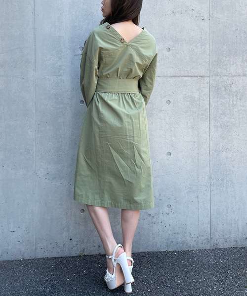 SPIRALGIRL（スパイラルガール）の「フロントボタンワンピース（ワンピース・レディース・ベージュ/オフホワイト/グリーン・FREE）」の6枚目の写真