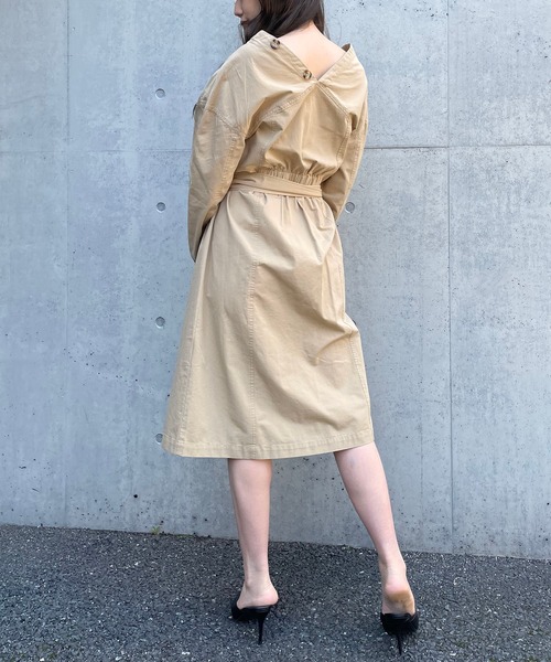 SPIRALGIRL（スパイラルガール）の「フロントボタンワンピース（ワンピース・レディース・ベージュ/オフホワイト/グリーン・FREE）」の13枚目の写真