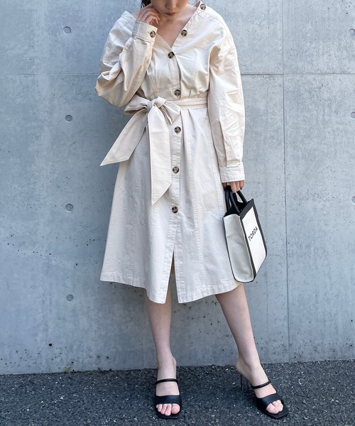 SPIRALGIRL（スパイラルガール）の「フロントボタンワンピース（ワンピース・レディース・ベージュ/オフホワイト/グリーン・FREE）」の4枚目の写真