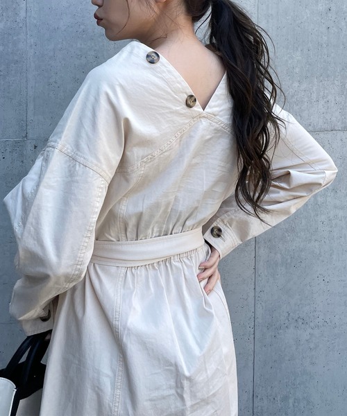 SPIRALGIRL（スパイラルガール）の「フロントボタンワンピース（ワンピース・レディース・ベージュ/オフホワイト/グリーン・FREE）」の16枚目の写真